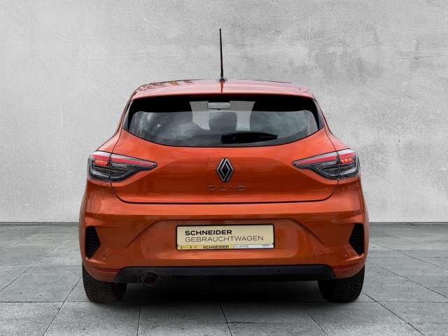 Fahrzeugbild eines Renault Clio