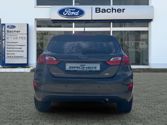 Fahrzeugbild eines Ford Fiesta