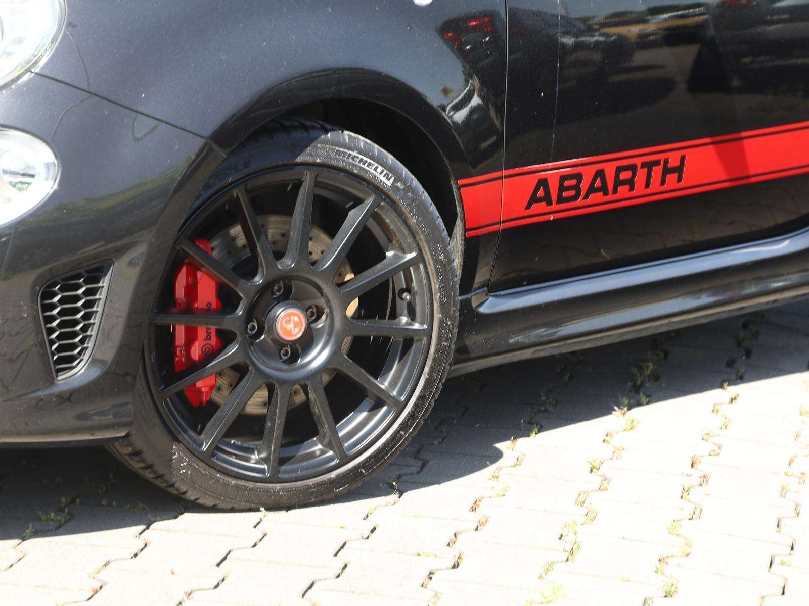 Fahrzeugbild eines Abarth 595