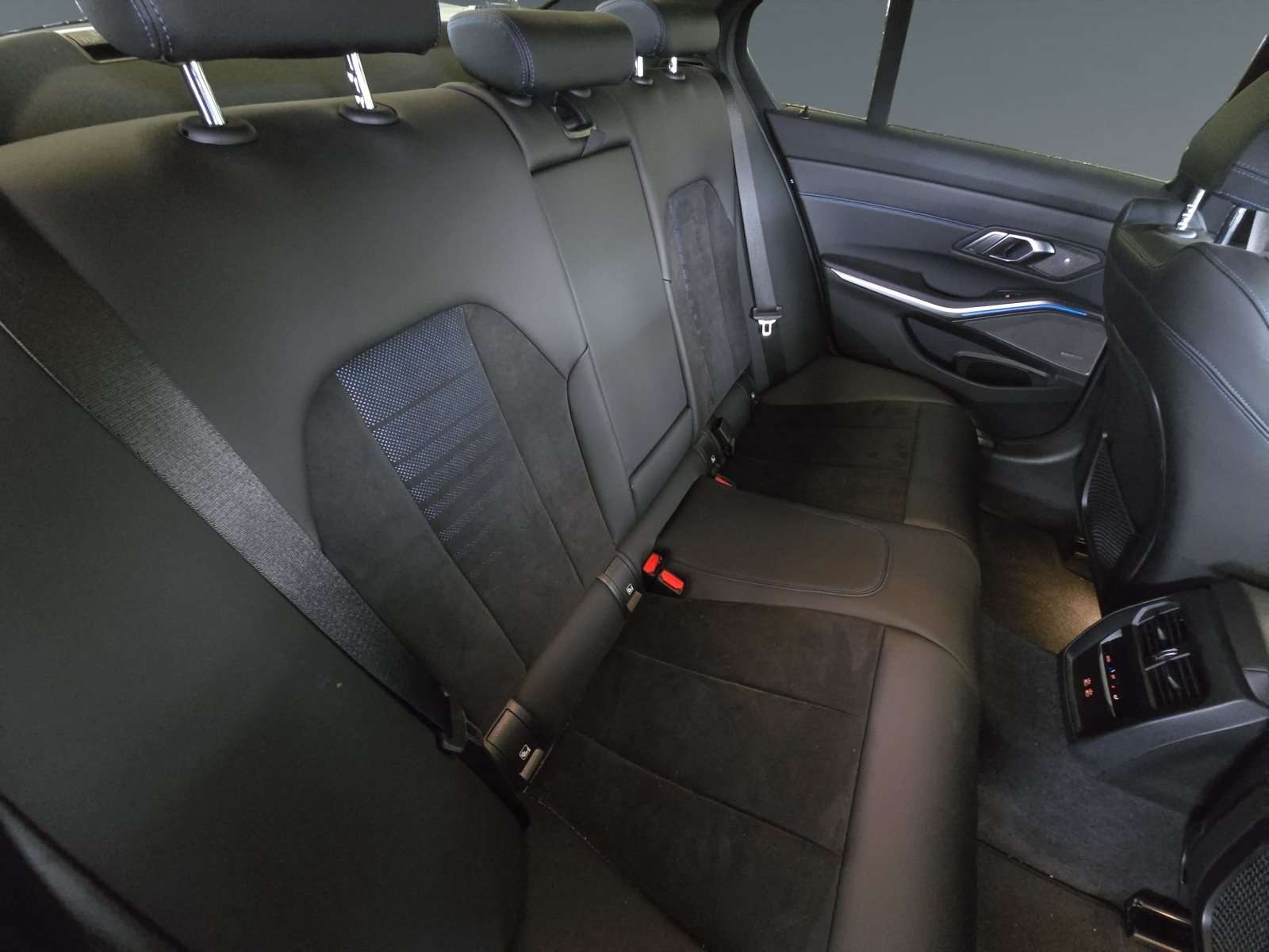 Fahrzeugbild eines BMW 3er-Reihe