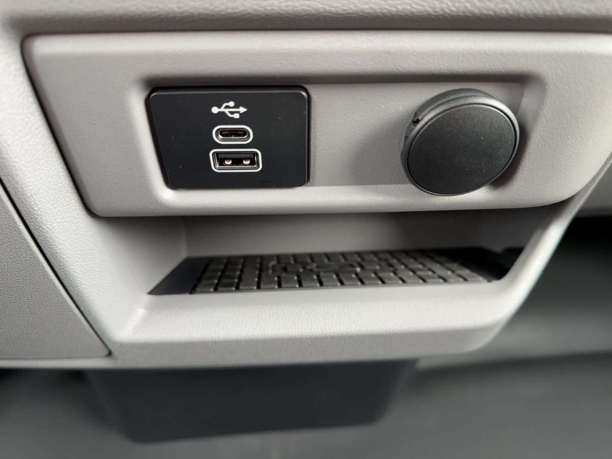 Fahrzeugbild eines Ford Transit Custom