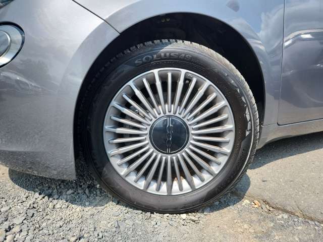 Fahrzeugbild eines Fiat 500