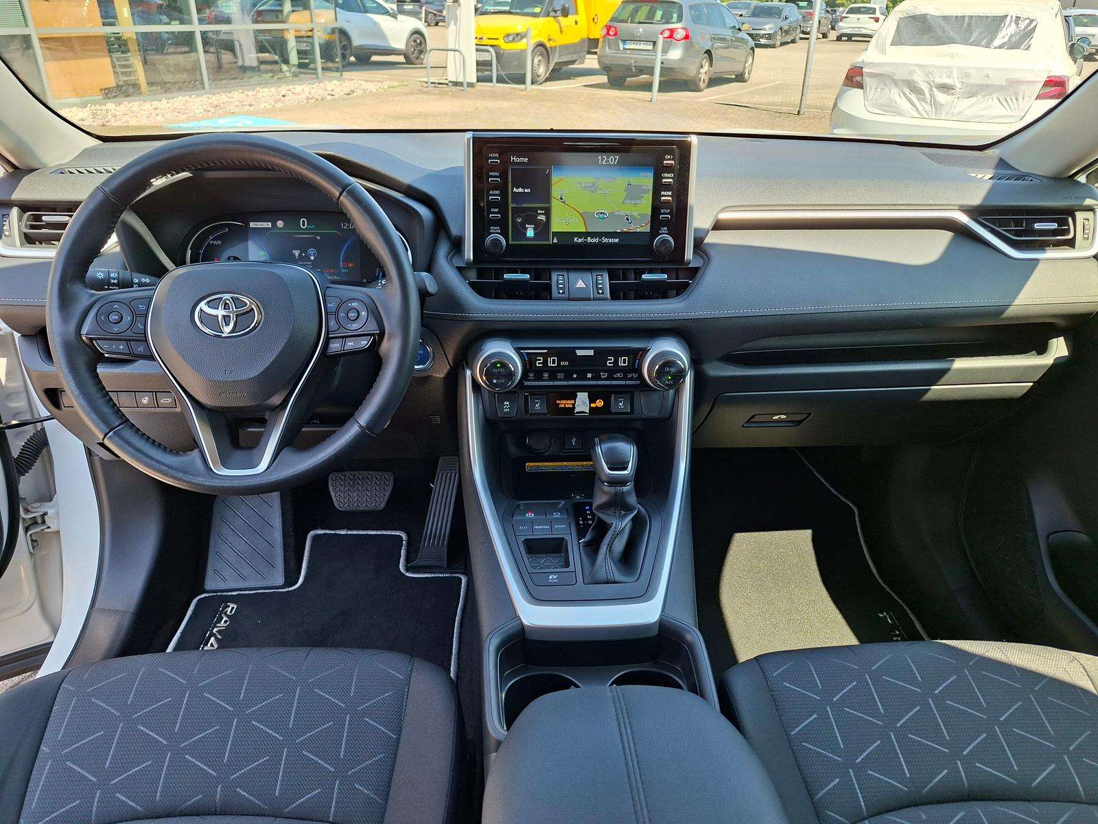 Fahrzeugbild eines Toyota RAV4
