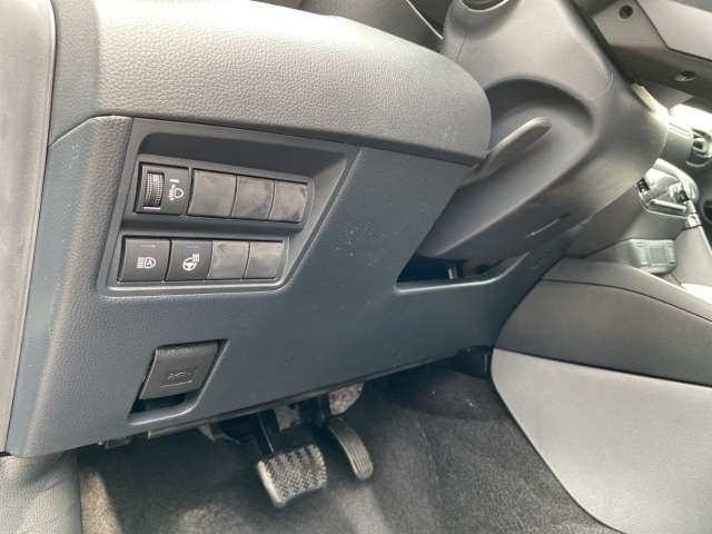 Fahrzeugbild eines Mazda Mazda2 Hybrid