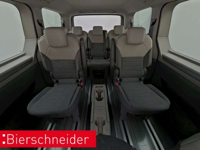 Fahrzeugbild eines Volkswagen Multivan