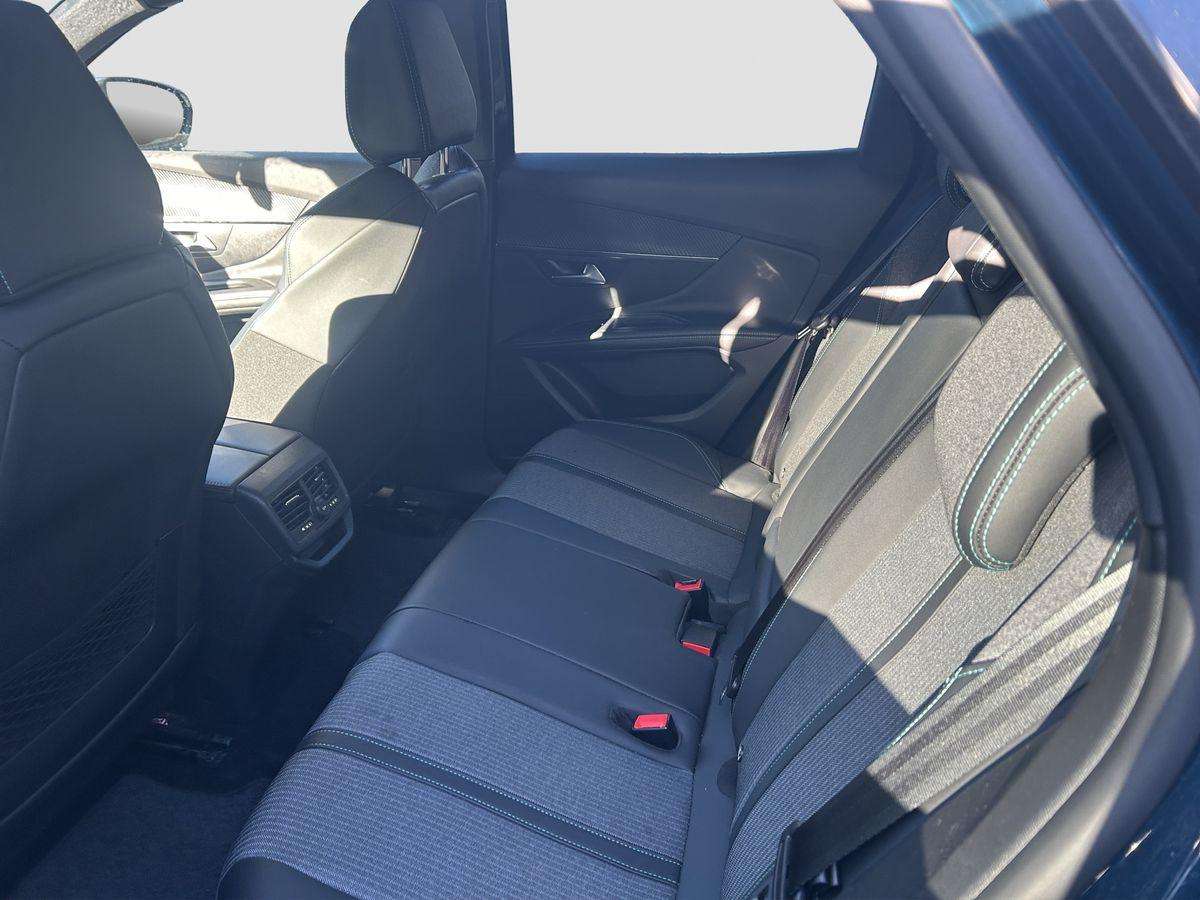 Fahrzeugbild eines Peugeot 3008