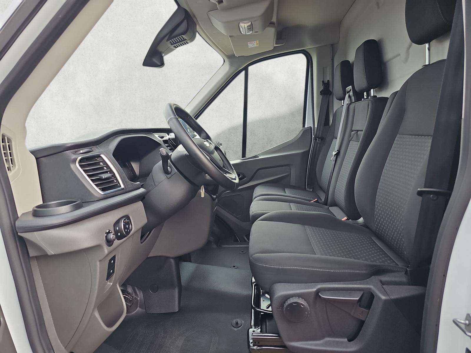 Fahrzeugbild eines Ford Transit