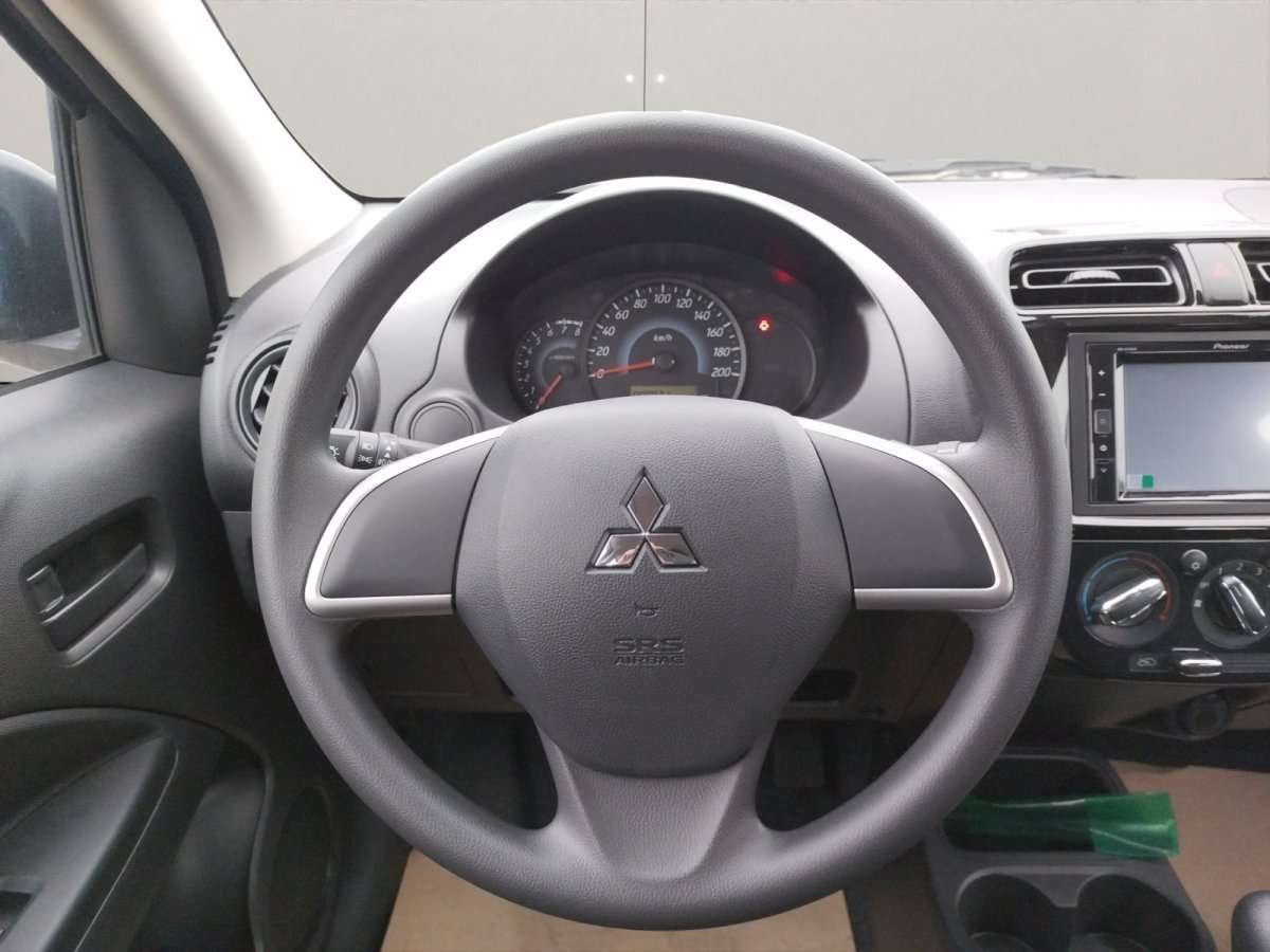 Fahrzeugbild eines Mitsubishi Space Star