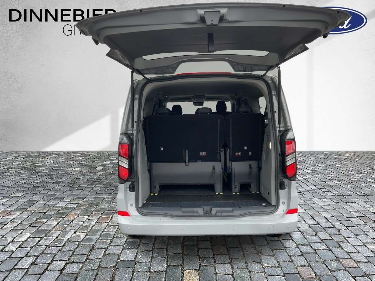 Fahrzeugbild eines Ford Tourneo Custom