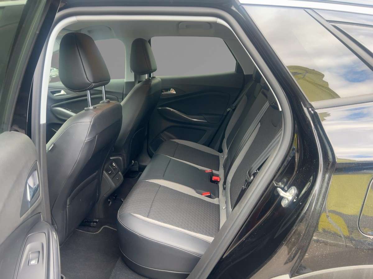 Fahrzeugbild eines Opel Grandland X