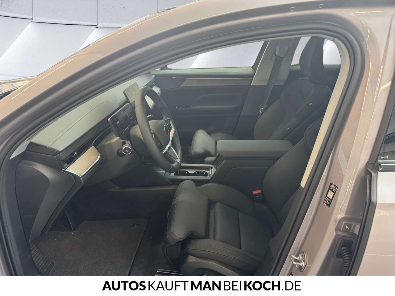 Fahrzeugbild eines Volvo ES90