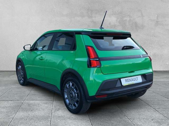 Fahrzeugbild eines Renault 5 E-TECH