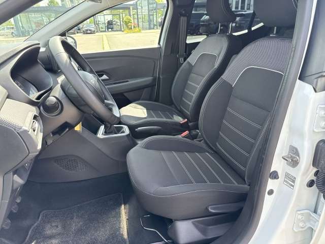 Fahrzeugbild eines Dacia Sandero