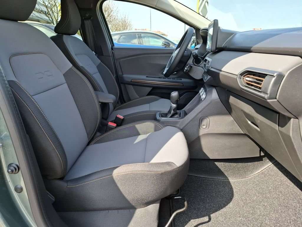 Fahrzeugbild eines Dacia Jogger