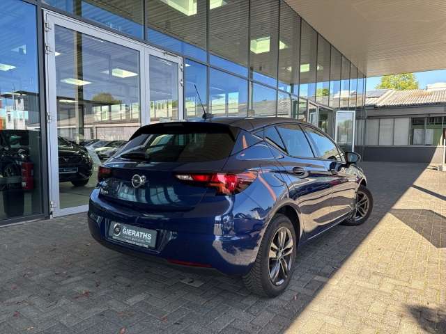 Fahrzeugbild eines Opel Astra