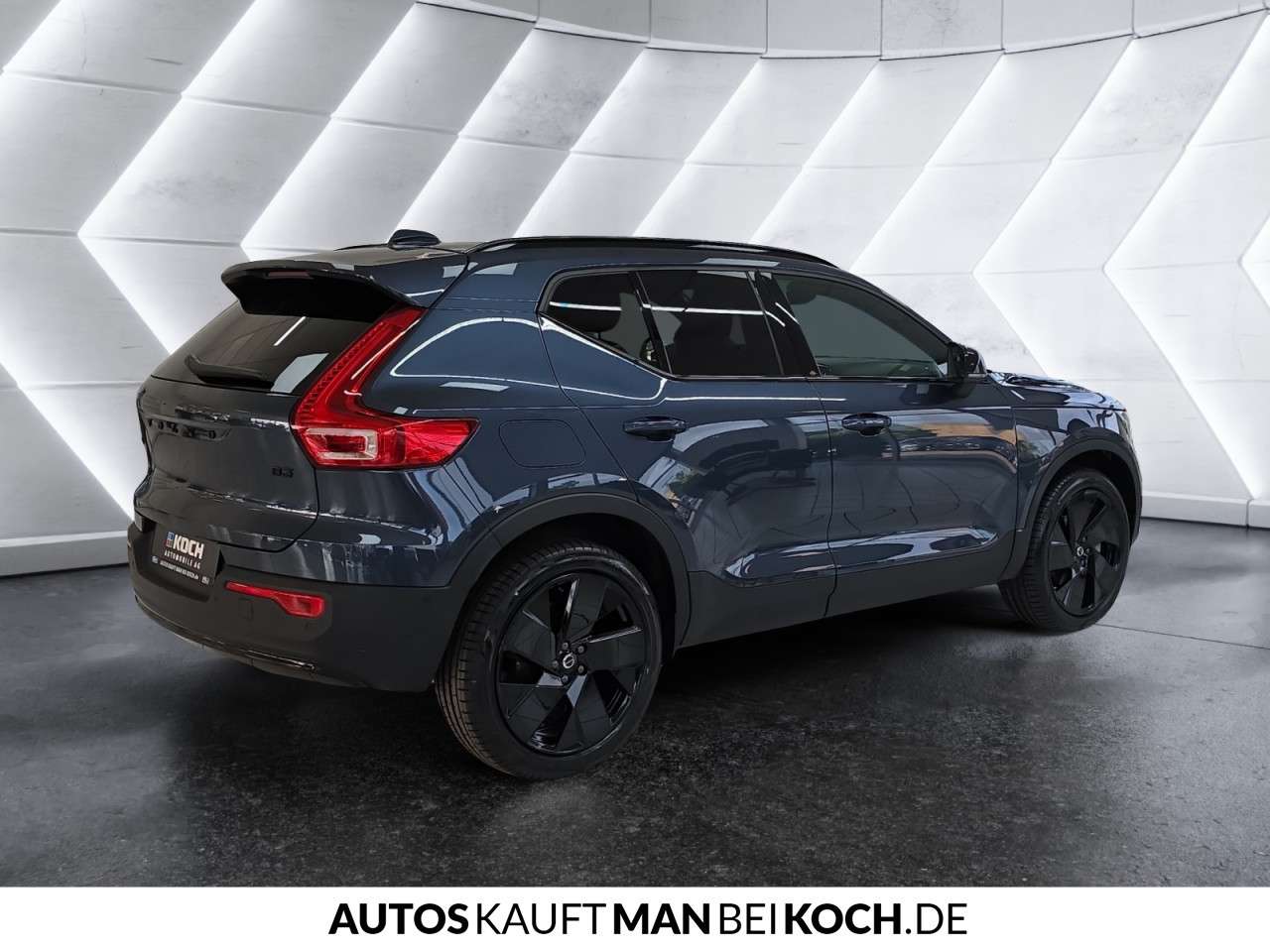 Fahrzeugbild eines Volvo XC40