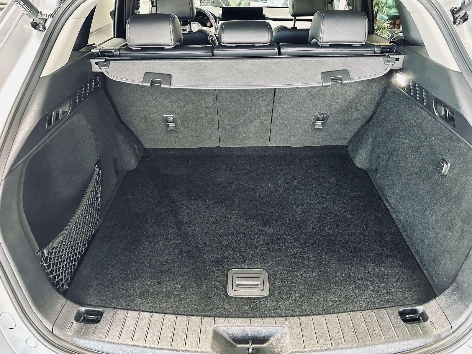 Fahrzeugbild eines Mazda CX-60