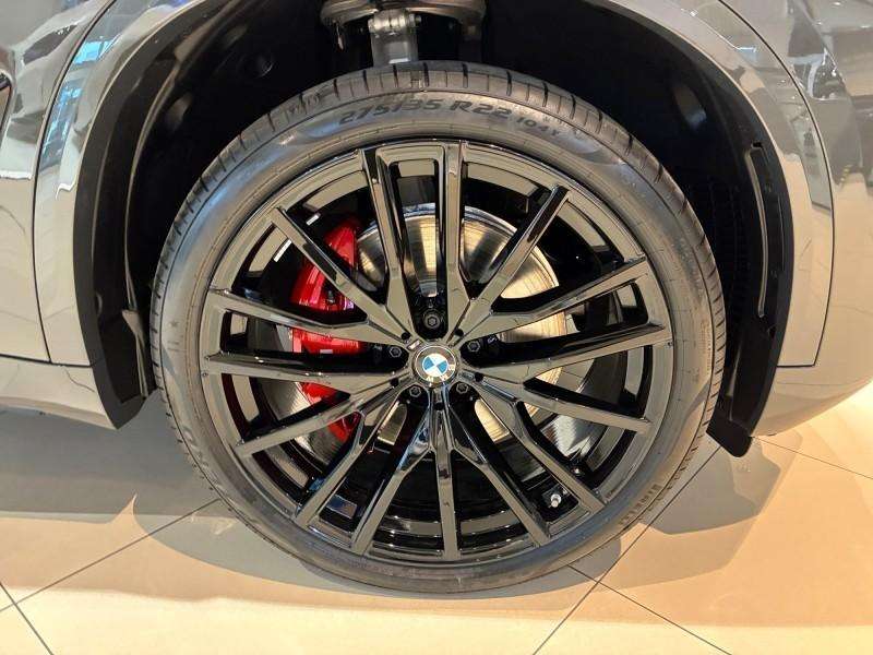 Fahrzeugbild eines BMW X5