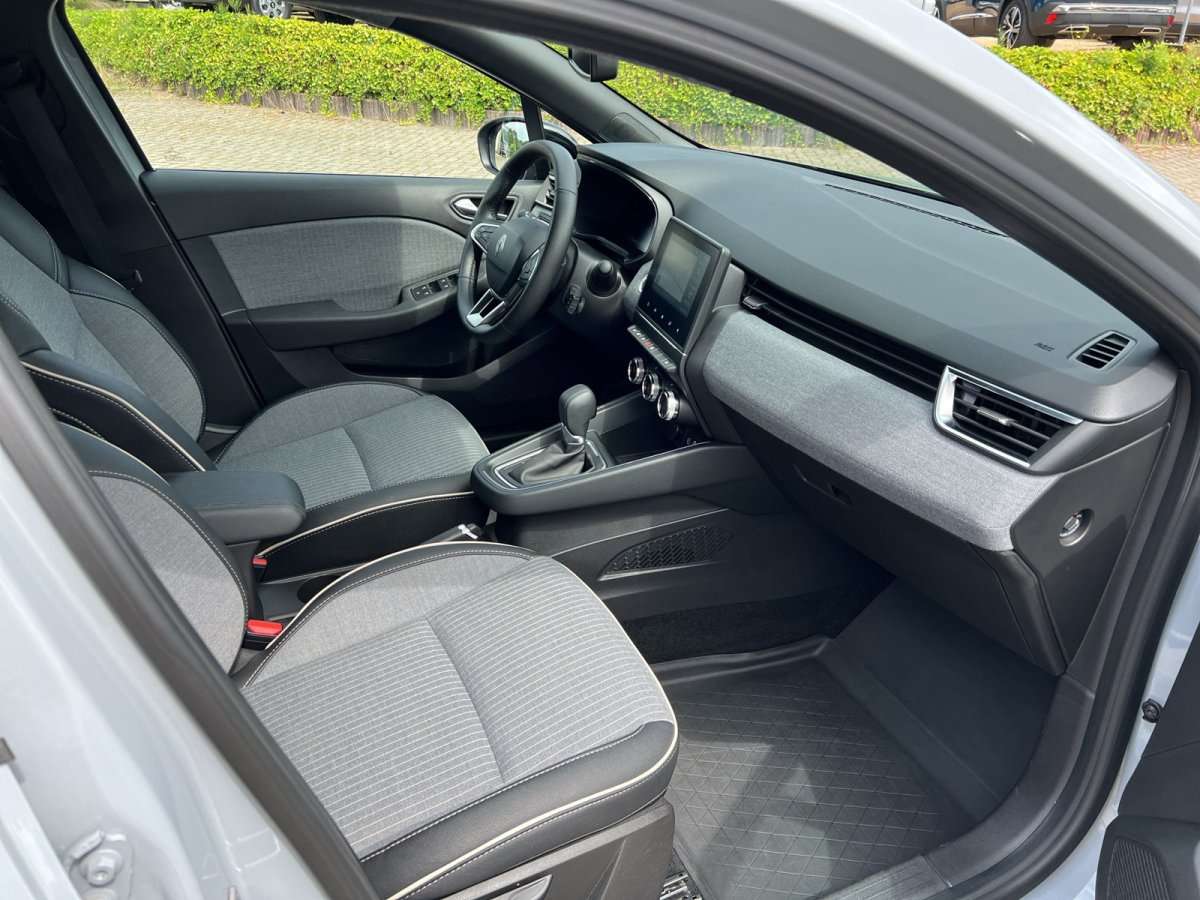 Fahrzeugbild eines Renault Clio