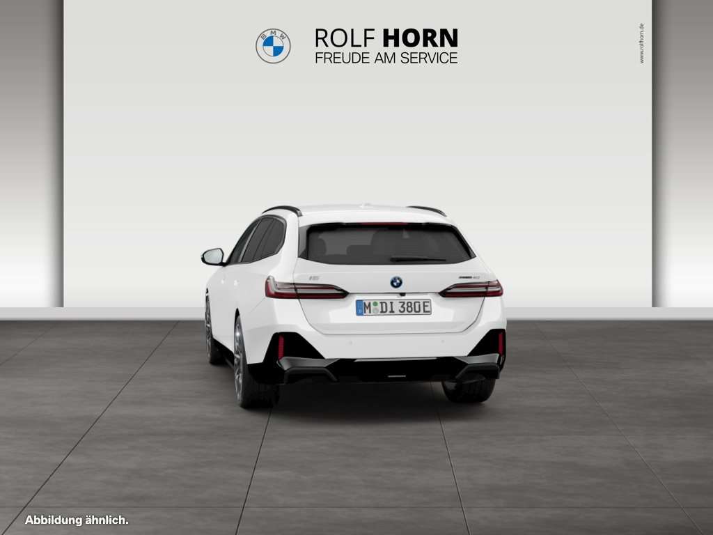 Fahrzeugbild eines BMW i5