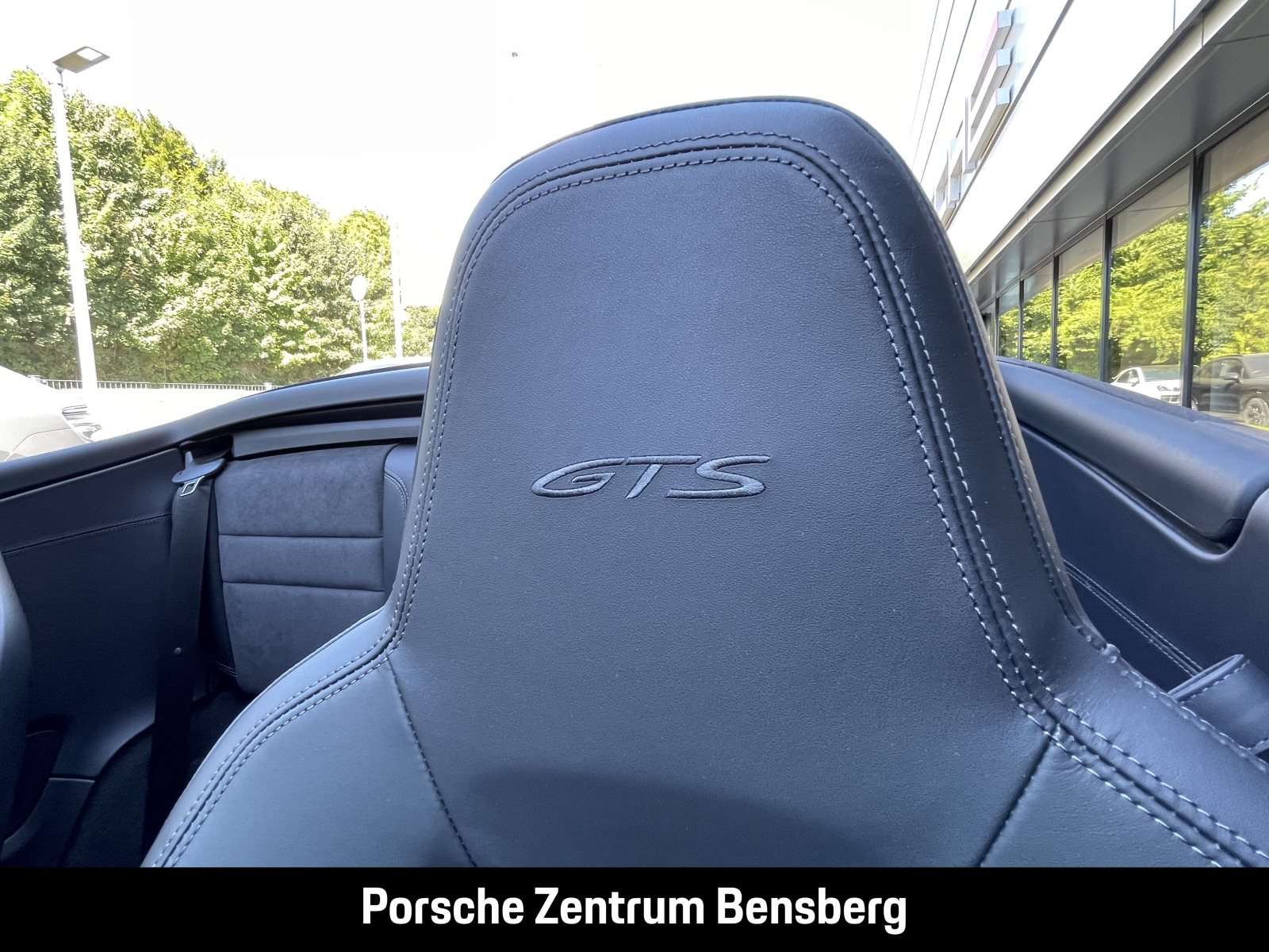 Fahrzeugbild eines Porsche 911