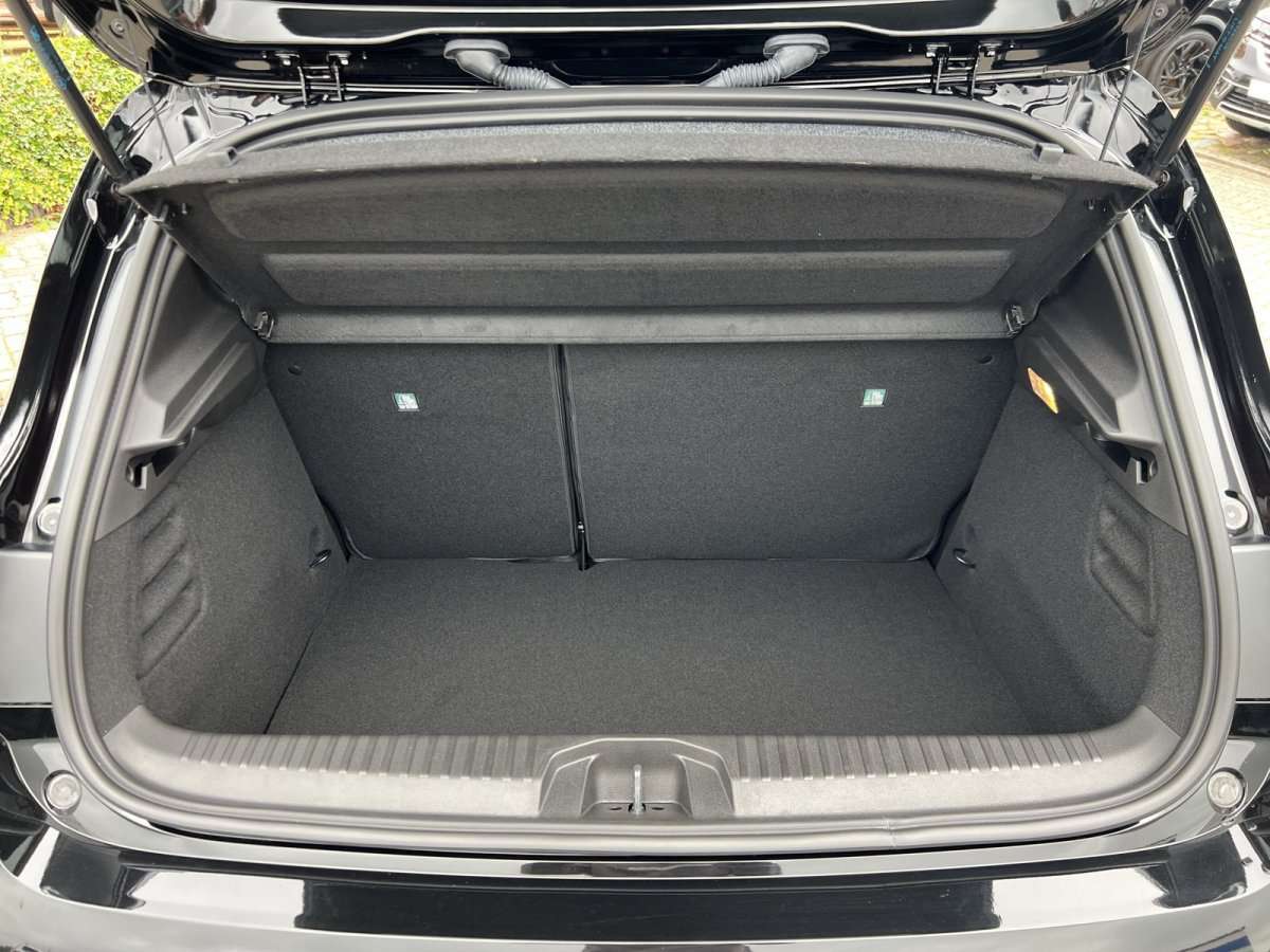 Fahrzeugbild eines Renault Clio