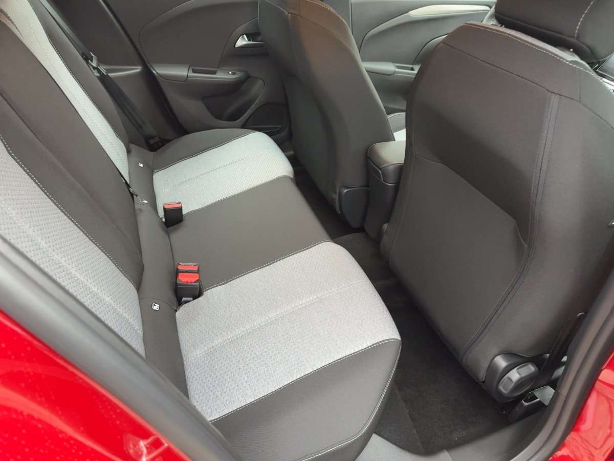 Fahrzeugbild eines Opel Corsa