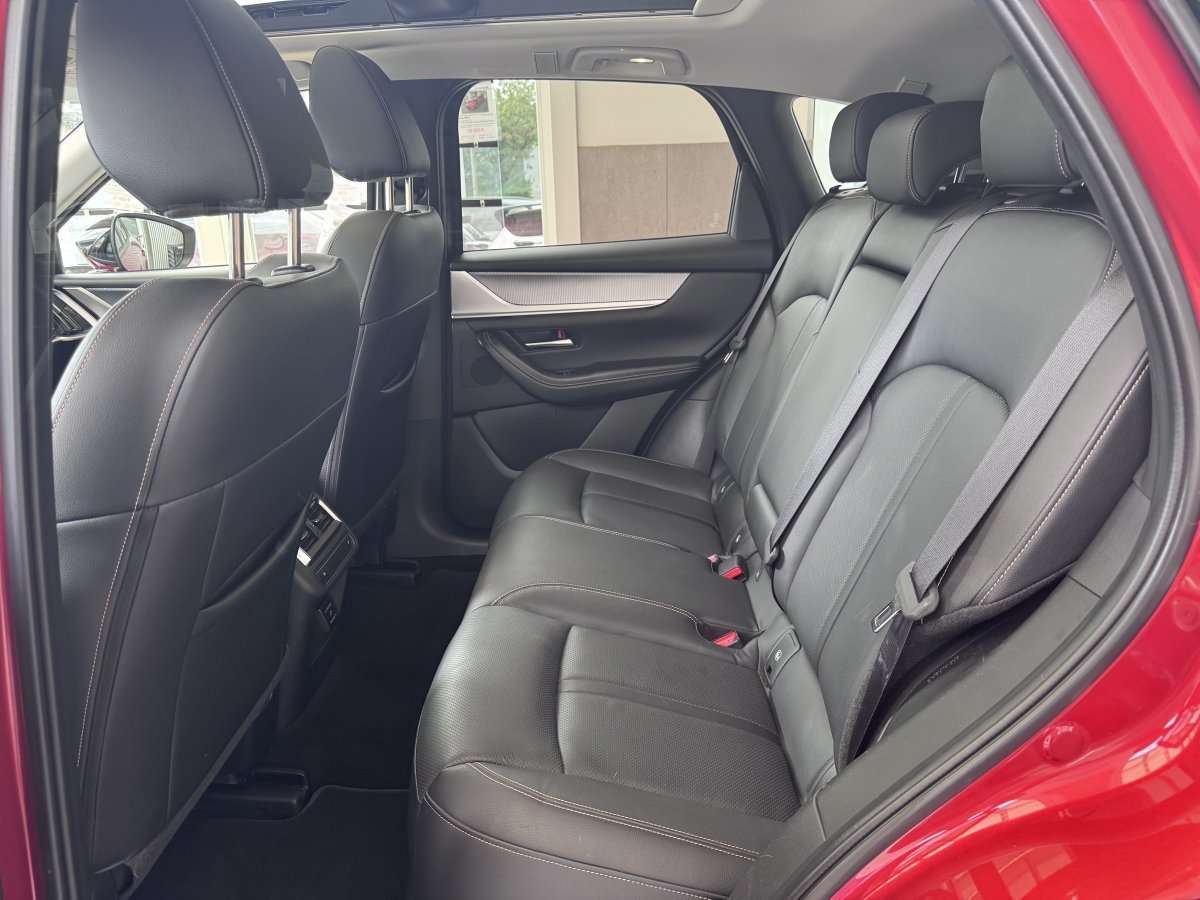Fahrzeugbild eines Mazda CX-60