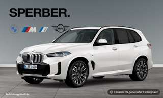 Schräge Frontansicht auf einen BMW X5 , freigestellt