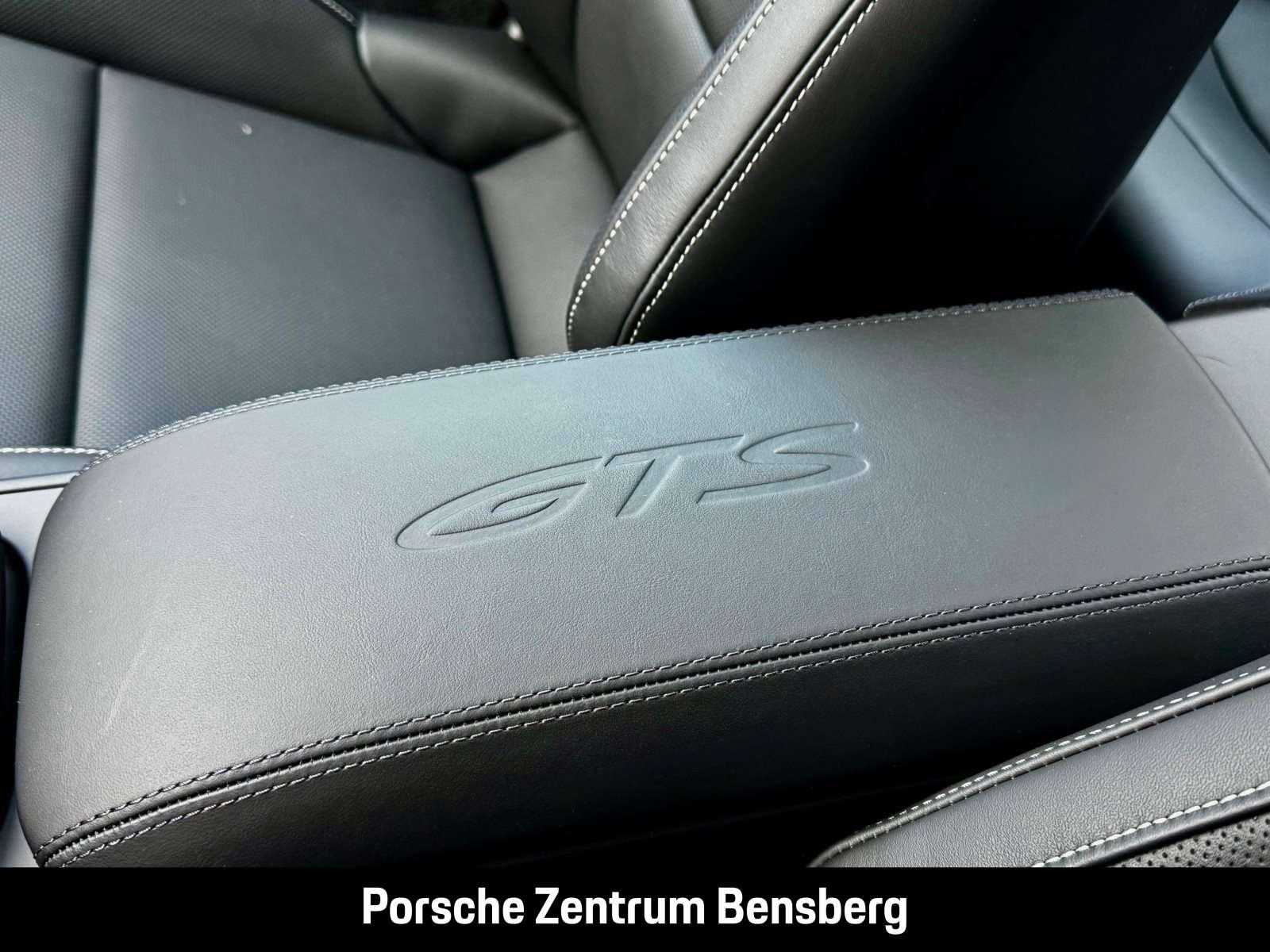 Fahrzeugbild eines Porsche 911