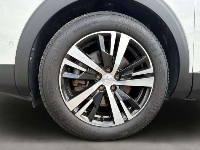 Fahrzeugbild eines Peugeot 3008