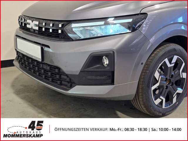 Fahrzeugbild eines Dacia Sandero