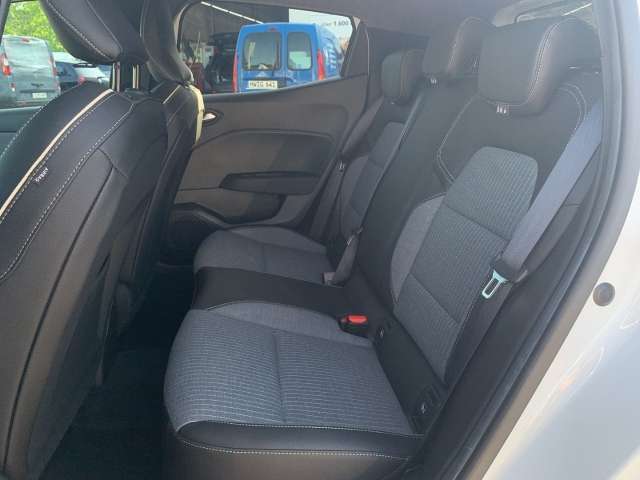 Fahrzeugbild eines Renault Clio