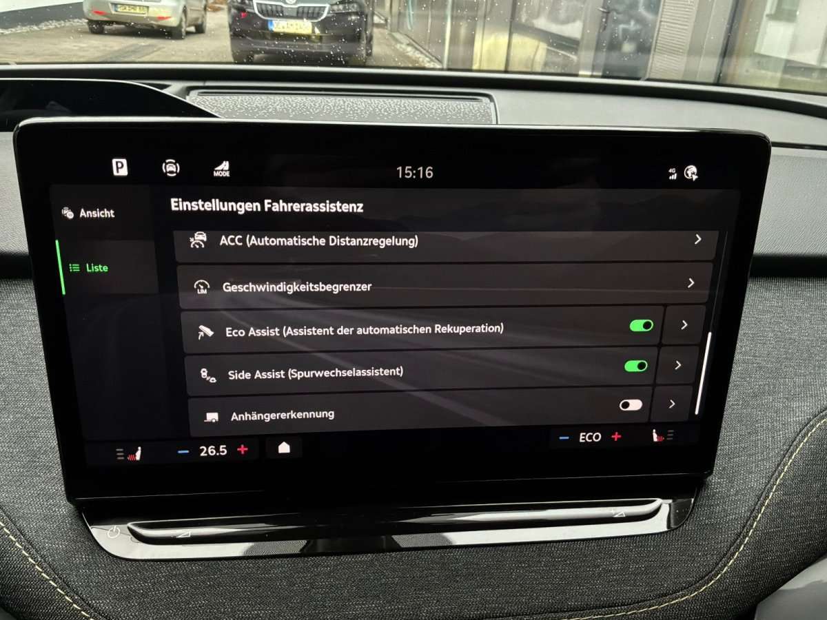 Fahrzeugbild eines Skoda ELROQ