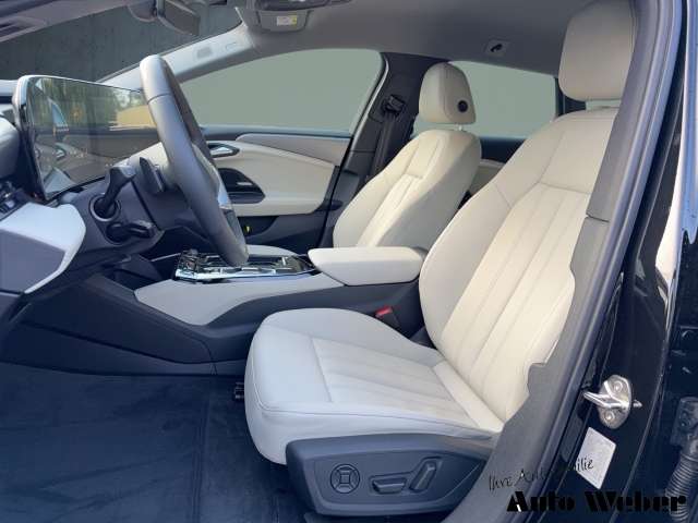 Fahrzeugbild eines Audi A6 e-tron