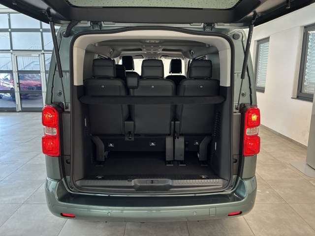 Fahrzeugbild eines Opel Zafira Life