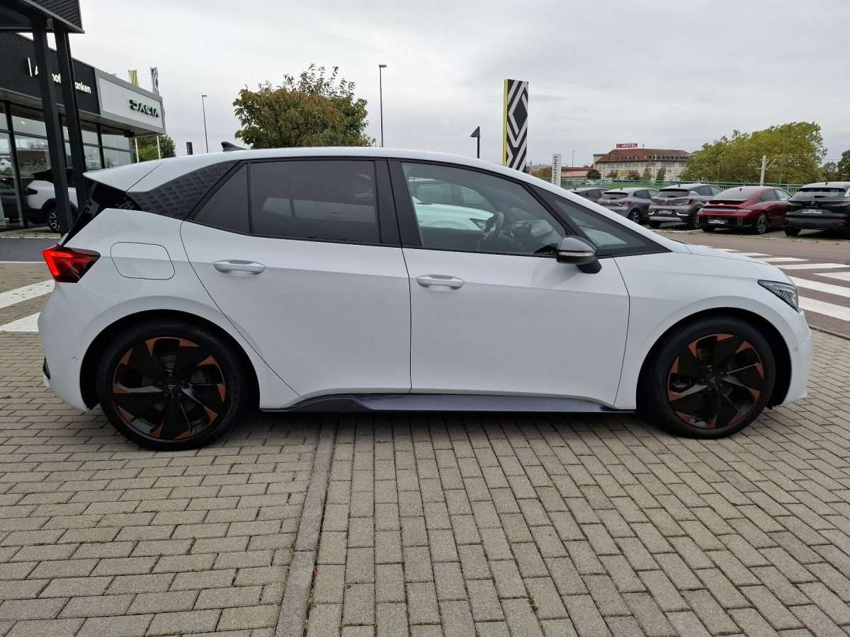 Fahrzeugbild eines CUPRA Born