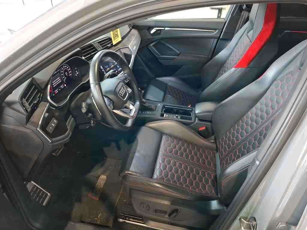 Fahrzeugbild eines Audi RS Q3