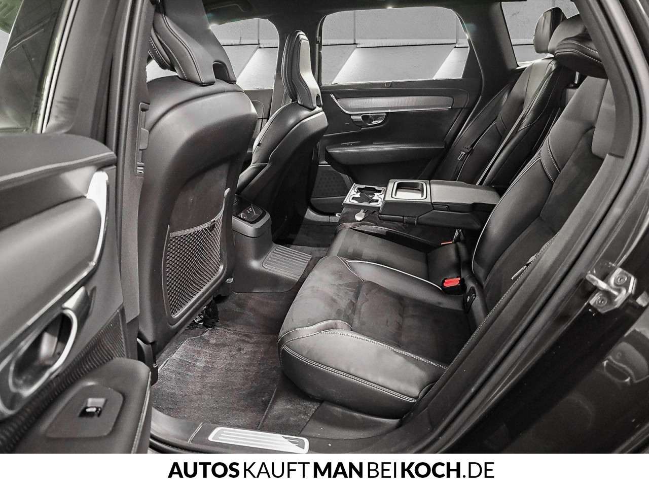 Fahrzeugbild eines Volvo V90