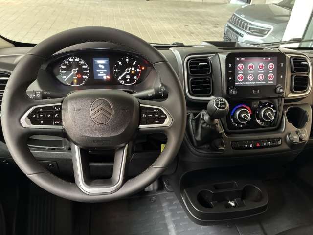 Fahrzeugbild eines Citroën Jumper