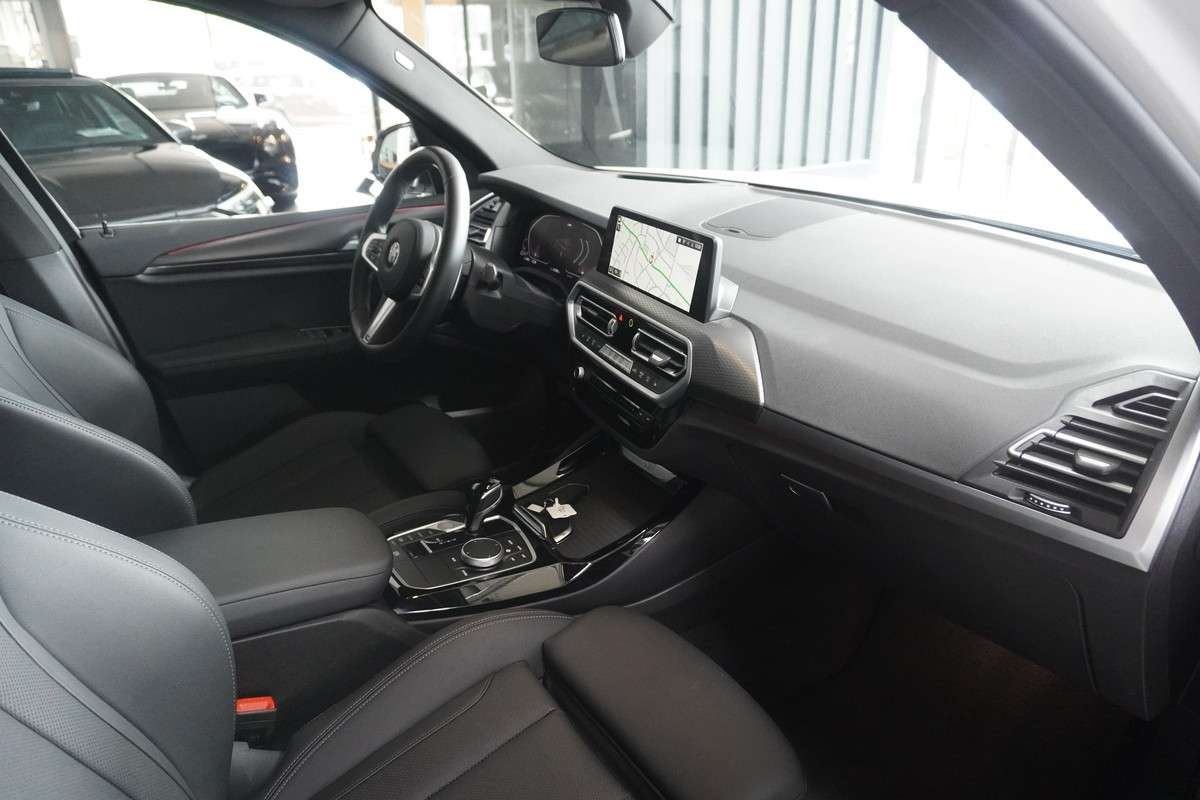 Fahrzeugbild eines BMW X3