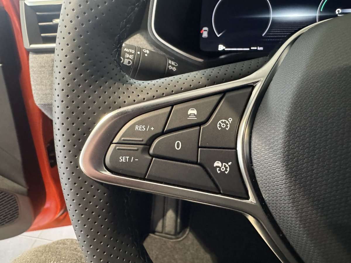 Fahrzeugbild eines Renault Clio