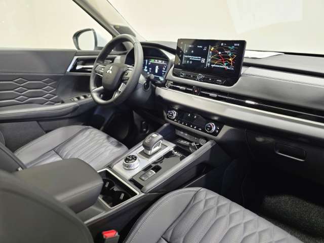 Fahrzeugbild eines Mitsubishi Outlander