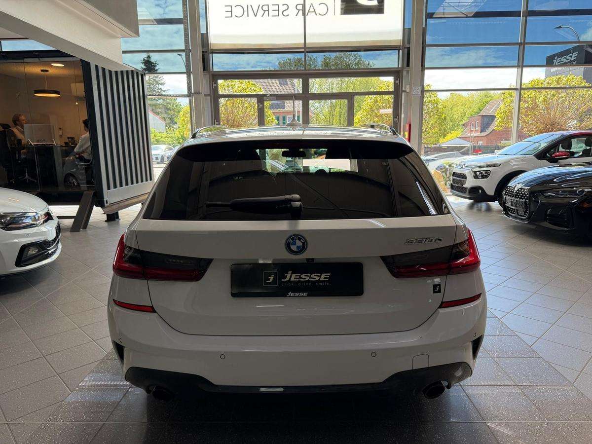 Fahrzeugbild eines BMW 3er-Reihe