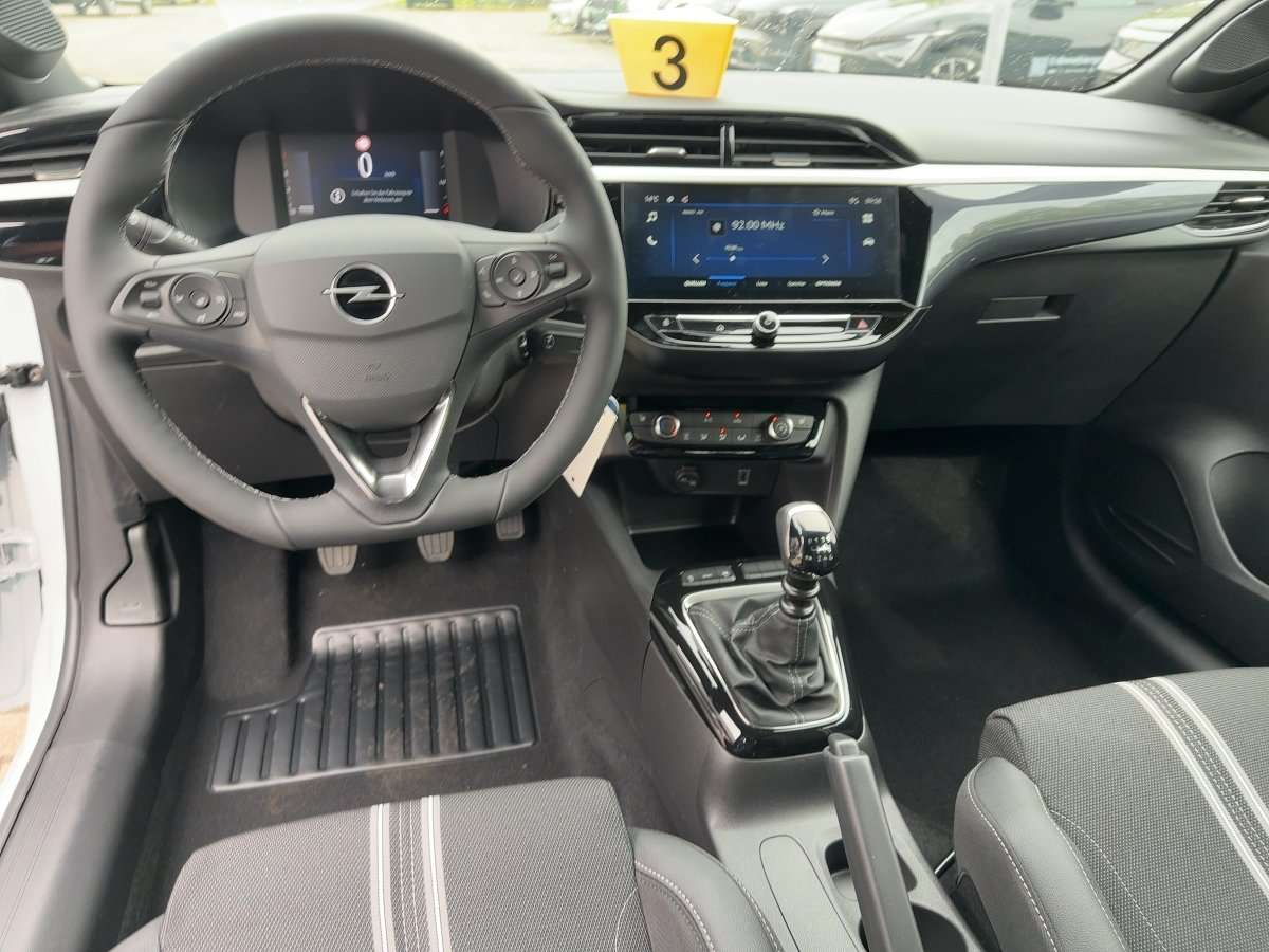 Fahrzeugbild eines Opel Corsa