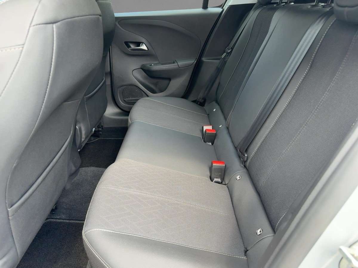 Fahrzeugbild eines Opel Corsa