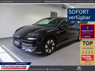 Schräge Frontansicht auf einen Hyundai IONIQ 6 , freigestellt