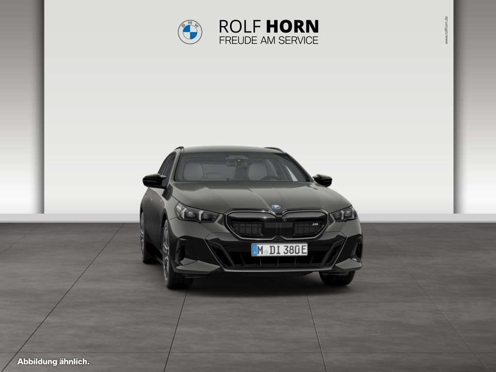 Fahrzeugbild eines BMW i5