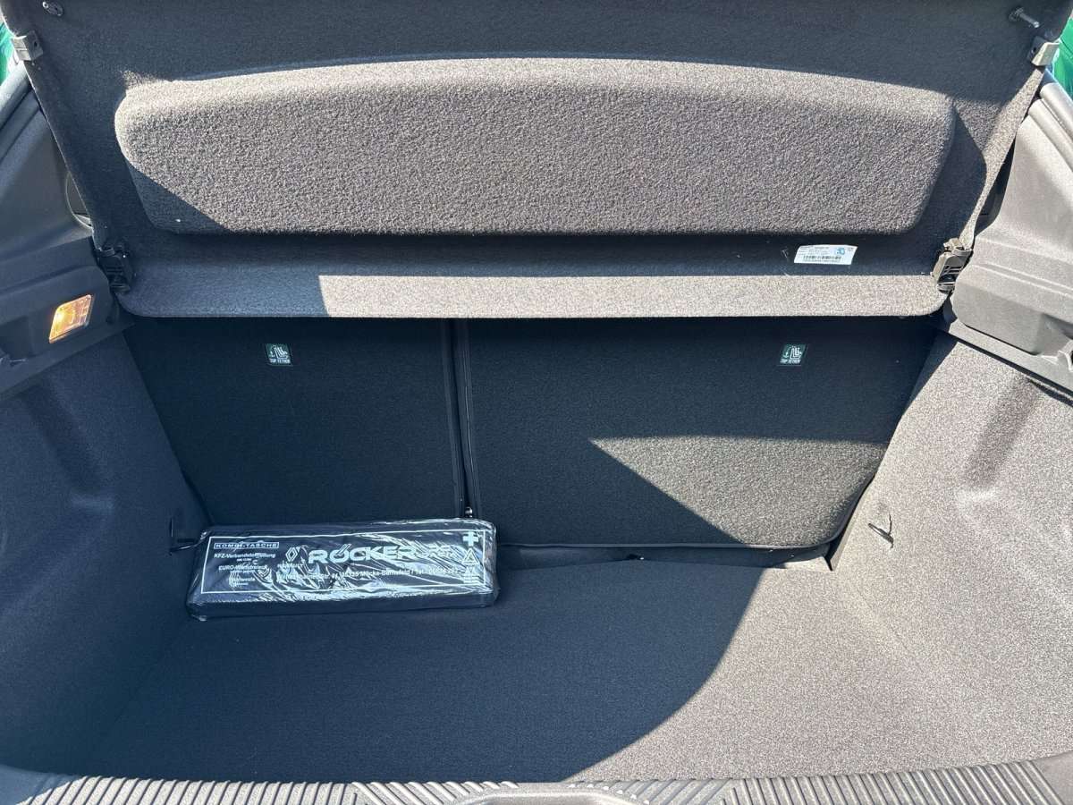 Fahrzeugbild eines Renault Clio