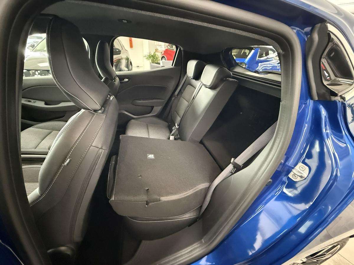 Fahrzeugbild eines Mitsubishi Colt